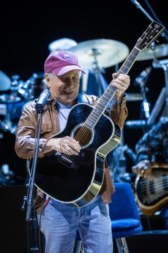 Legendary singer-songwriter Paul Simon to play as special guest in concert at MACC